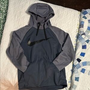 Nike Two-Tone Gray Hoodie with Black Logo